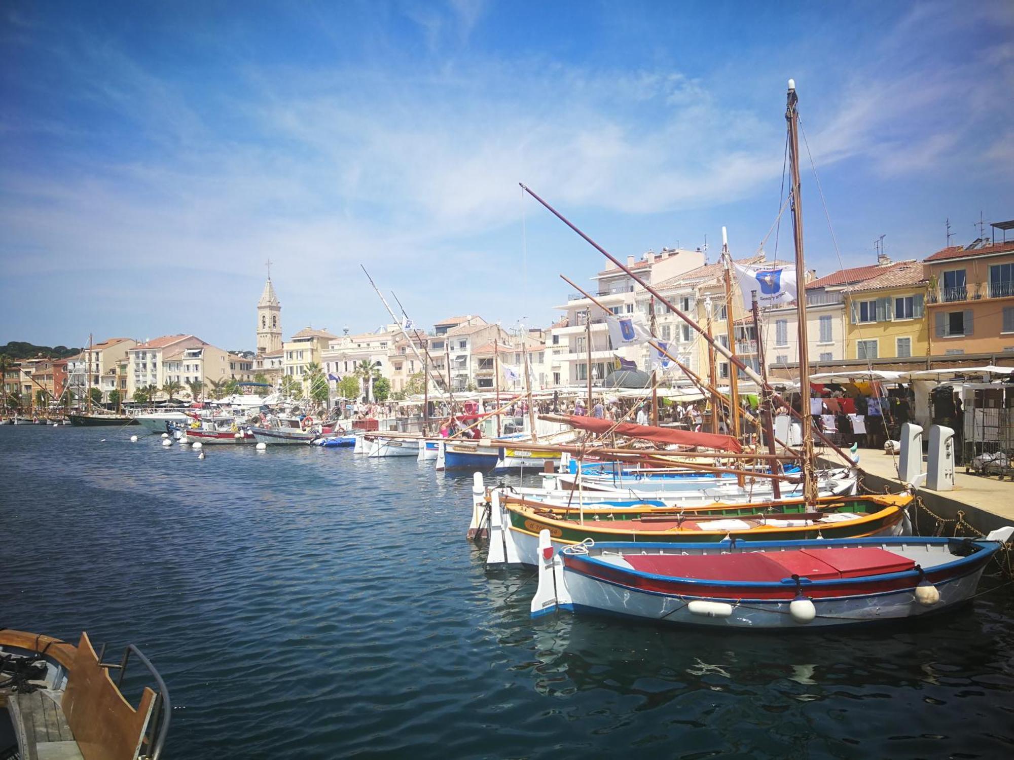 Sanary- La Vie Est Belle- Centre 2 Minutes A Pied- 5 Minutes Apartment