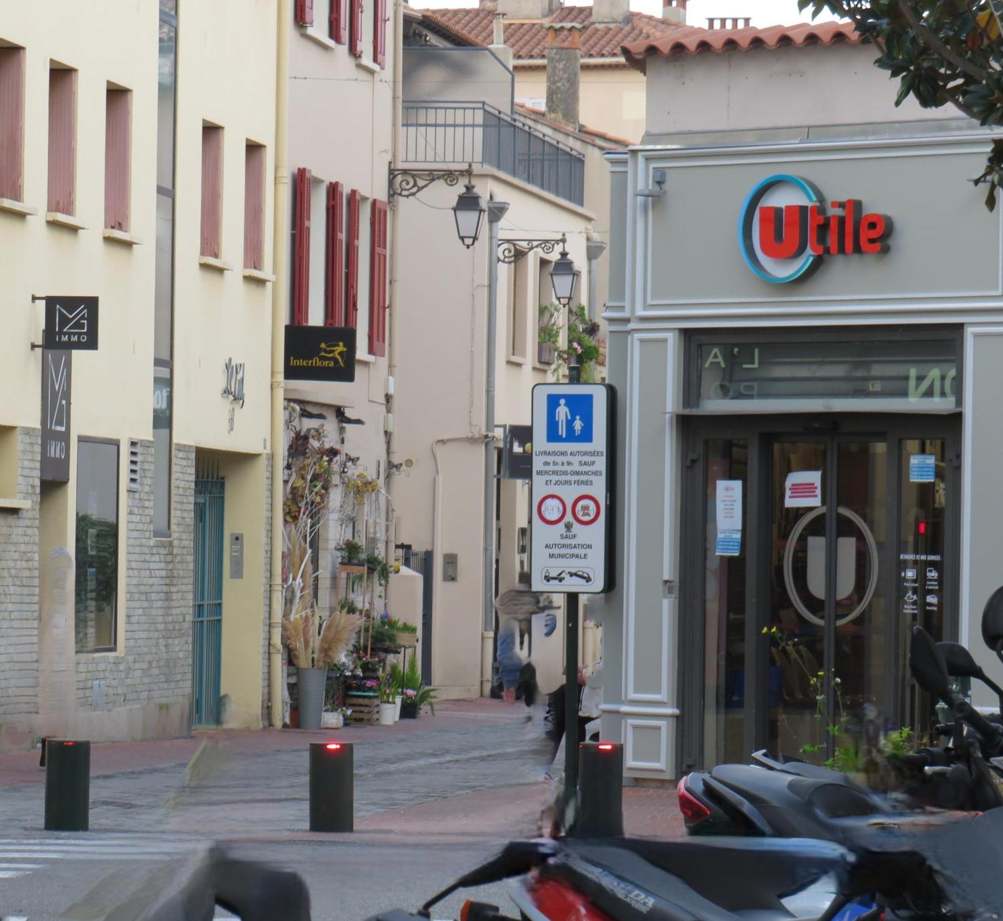 Sanary- La Vie Est Belle- Centre 2 Minutes A Pied- 5 Minutes Sanary-sur-Mer